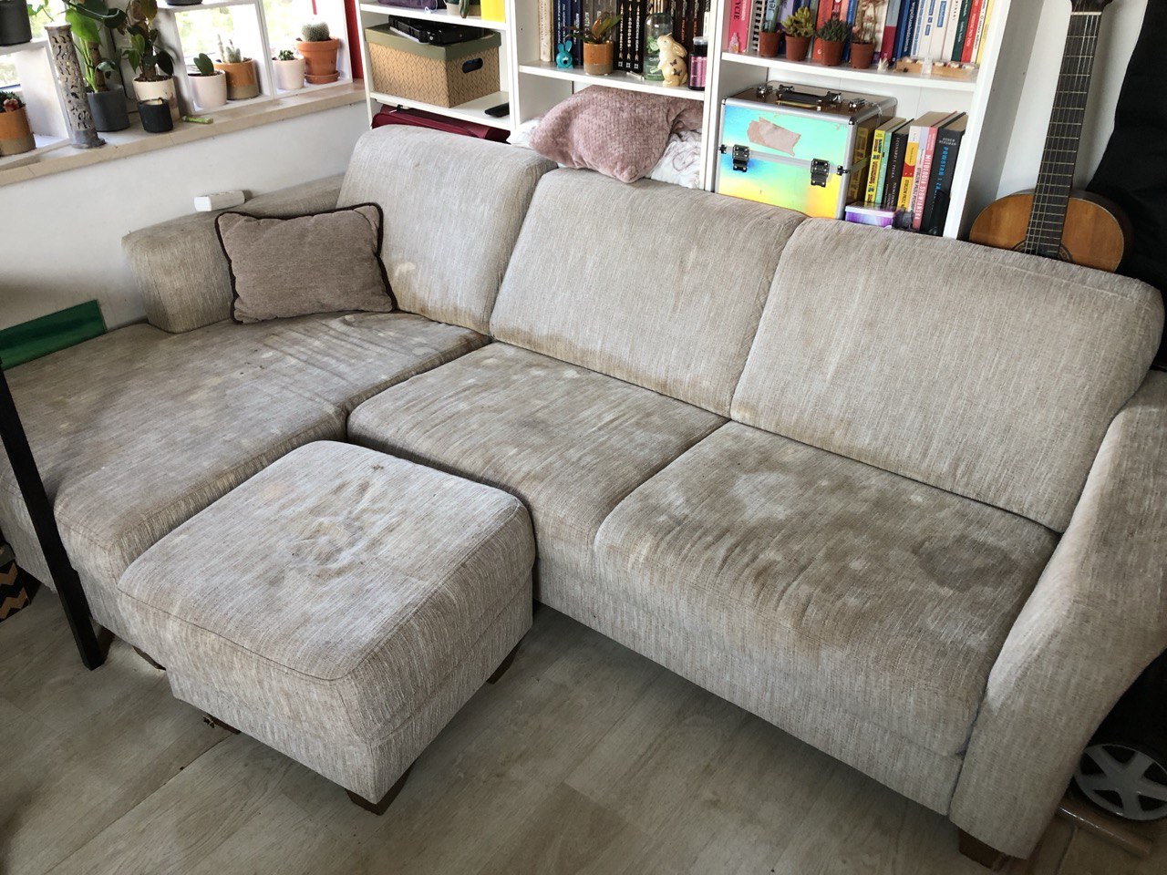 Pranie kanapy Warszawa przed i po